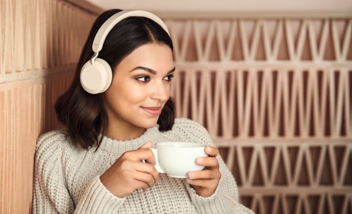 Jabra al Ces di Las Vegas le nuove cuffie wireless Elite 45h