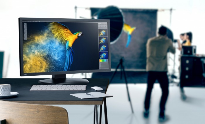 Straordinaria accuratezza del colore con il nuovo desktop display 4K da 31 pollici di NEC