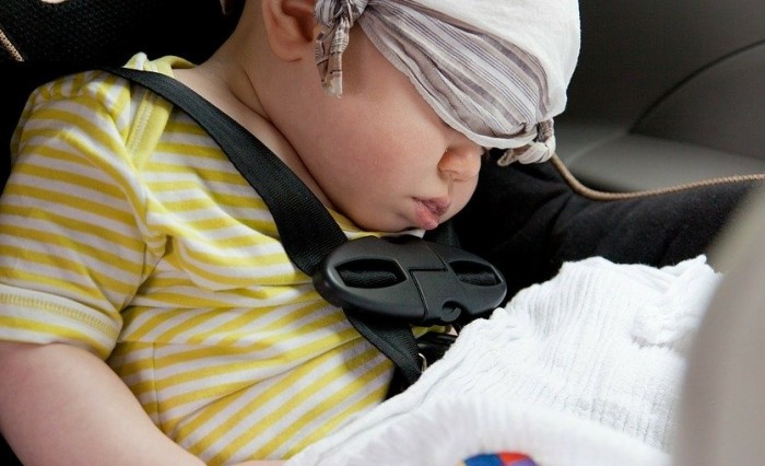 Seggiolino anti abbandono: dal 6 marzo scattano le multe