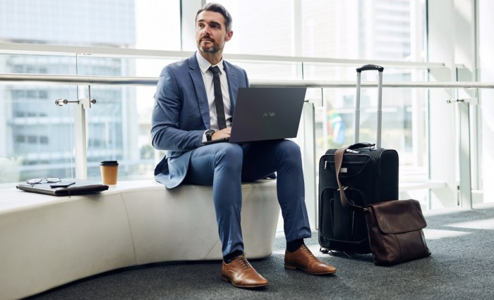 Asus lancia in Italia il notebook professionale ExpertBook B9 