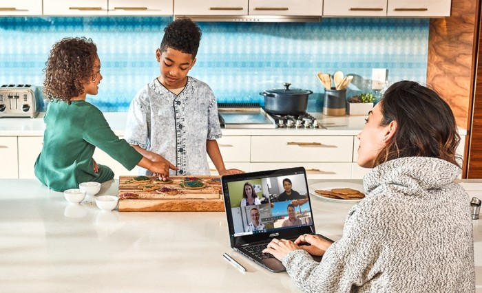 Microsoft, le nuove abitudini lavorative e di relazioni 'a distanza'