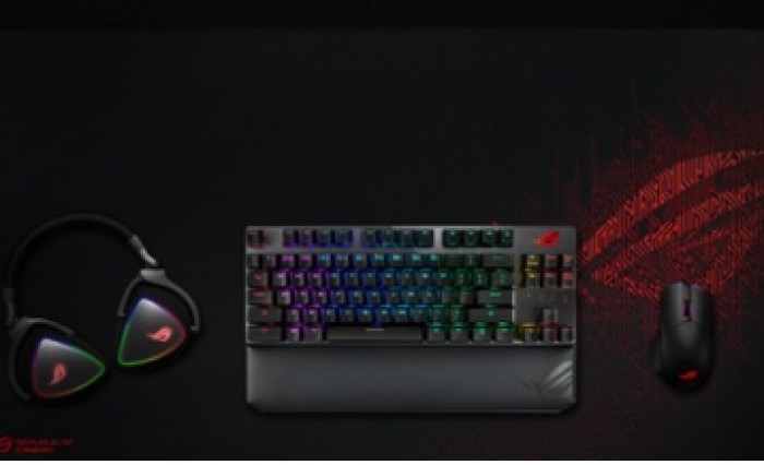 Disponibile in Italia la ROG Strix Scope TKL Deluxe