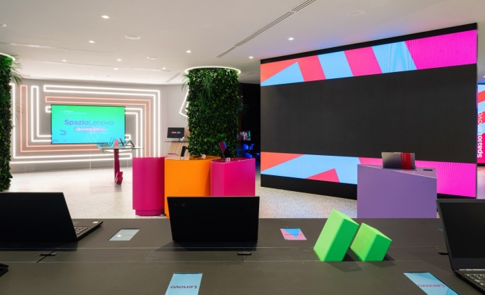 Lenovo: inaugurato a Milano il suo primo concept store europeo
