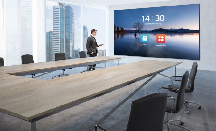 LG digitalizza gli spazi business con il nuovo Led Screen 136” all-in-one 