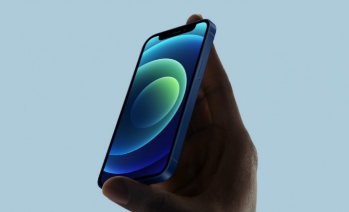 Apple: con iPhone 12 e iPhone 12 mini inizia l'era del 5G
