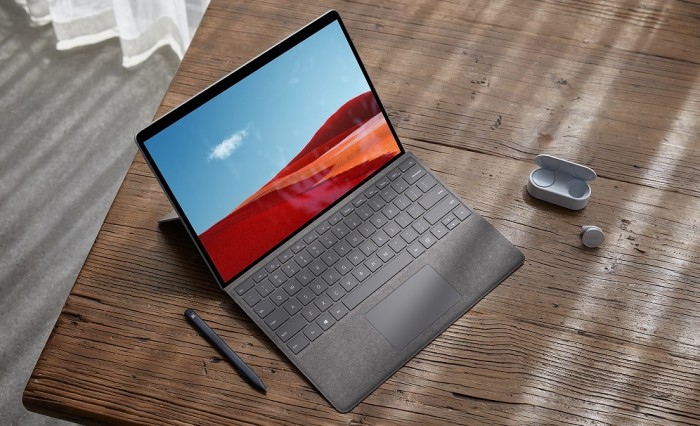Arrivano in Italia le nuove configurazioni di Surface Pro X