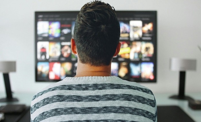 Ricerca, italiani e serie TV: il 36% preferisce guardarle dal proprio smartphone  