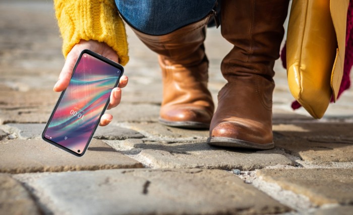 Ricerca Wiko: smartphone rotti per caduta solo nella metà dei casi