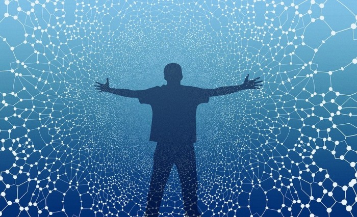 Social network: esperti lanciano allarme su nuove piattaforme senza controlli