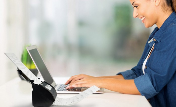 Plustek PS388U, un compatto scanner pensato per lo smart working e il piccolo ufficio