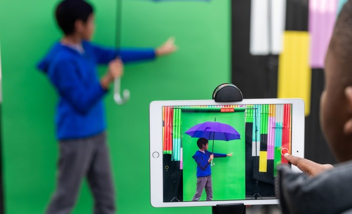 Apple arricchisce la formazione professionale degli insegnanti