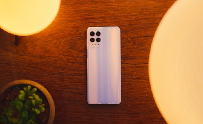 Moto g100, il primo dispositivo compatibile con la piattaforma Ready For di Motorola