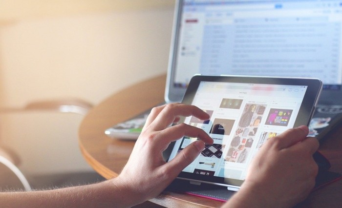 Italiani sempre più iperconnessi: boom di dispositivi digitali 