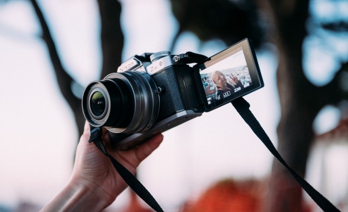 Nikon Z fc: la nuova mirrorless dal design vintage