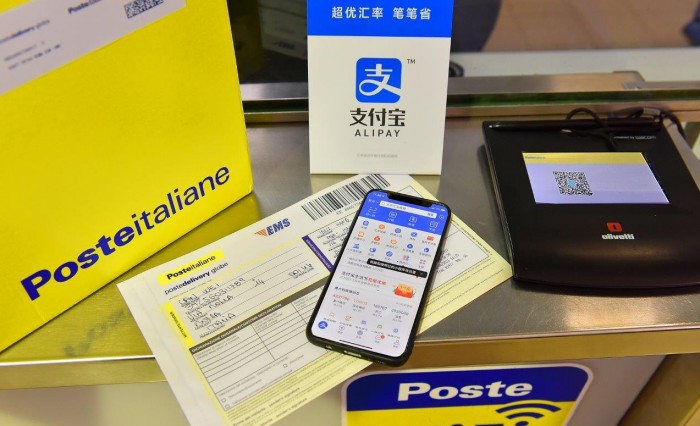 Al via il progetto pilota Postepay per un nuovo modello di pagamenti mobile con Alipay
