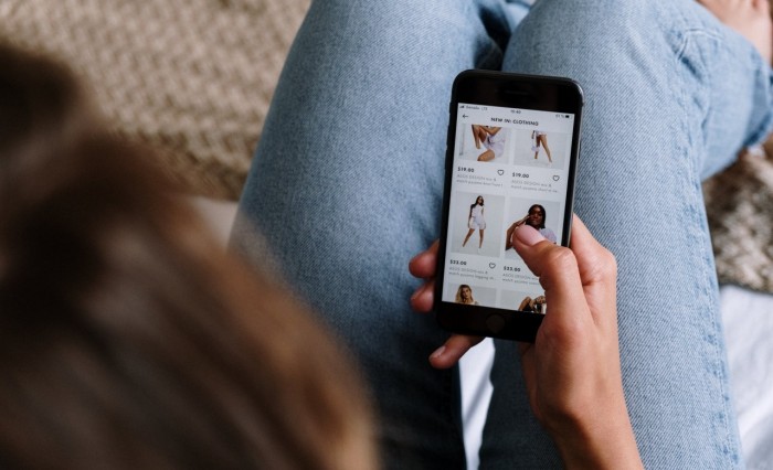 Salesforce: nel terzo trimestre 2021 il commercio digitale in Italia è cresciuto del 15%