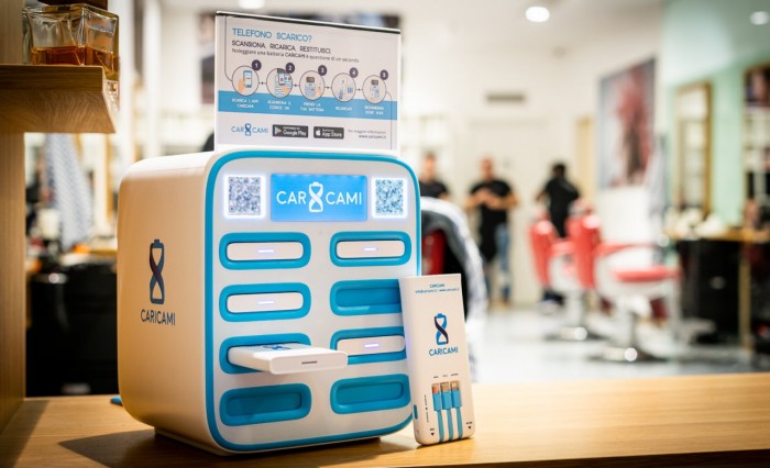 Caricami porta in Italia il powerbank sharing