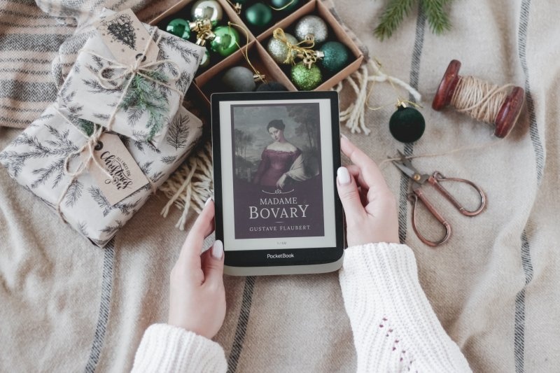 PocketBook InkPad Color, per un Natale...a colori!