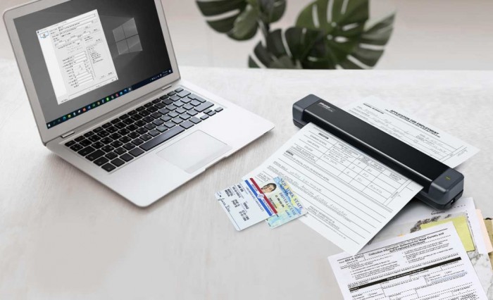 Plustek MobileOffice S410 Plus, leggero e compatto scanner ultraportatile