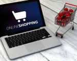 Cyber Monday: 54% italiani compra regali on line
