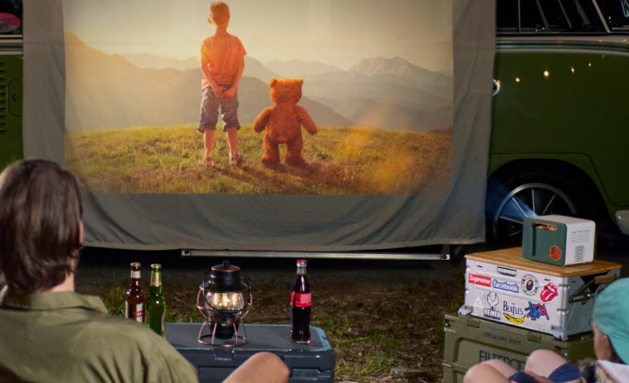 in Italia il BenQ GS50, il primo videoproiettore portatile da esterno con audio Bluetooth a 2,1 canali