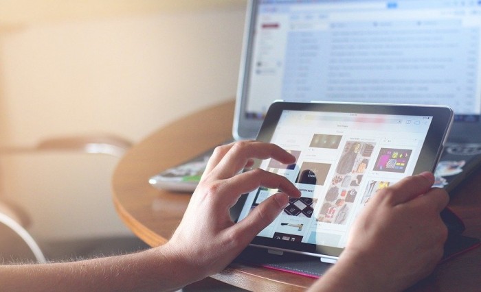 Agcom: migliora la velocità delle reti mobili di Tim, Vodafone e Wind Tre