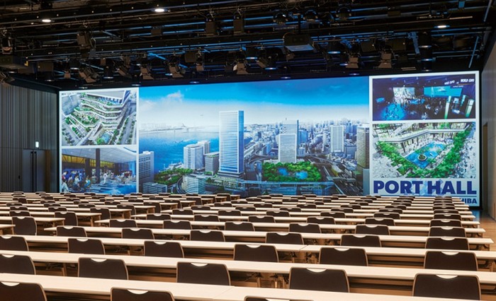 Panasonic annuncia il nuovo proiettore LCD da 20.000 lm