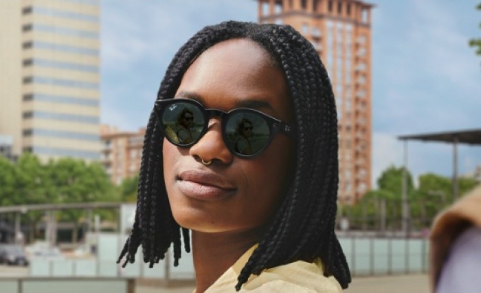 Ray-Ban Stories: comandi vocali anche in italiano