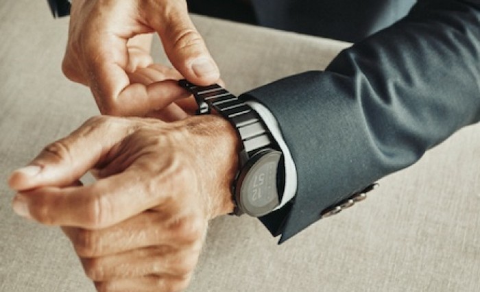 Suunto allarga la famiglia di Suunto 9 Peakcon con versione "Ultra Premium"