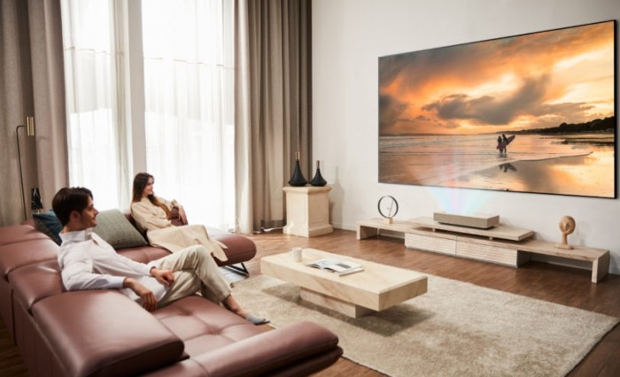 LG Cinebeam HU915QE: il proiettore che eleva l’esperienza di home cinema