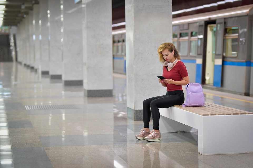 Vacanze: Wi-Fi aeroportuale e dei treni nel mirino degli hacker 