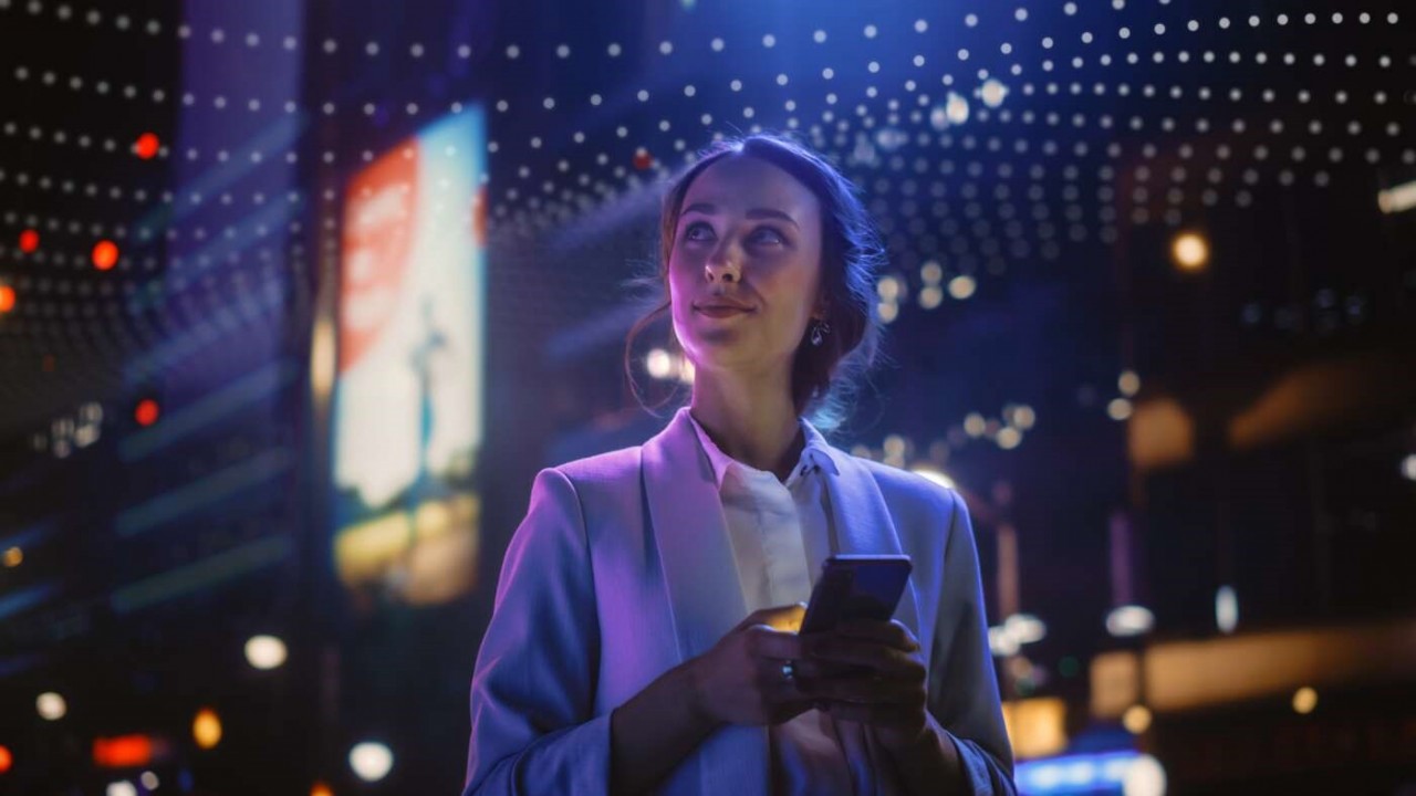 Ericsson Mobility Report: ogni mese 100 Exabyte (EB) di traffico dati sulle reti mobili