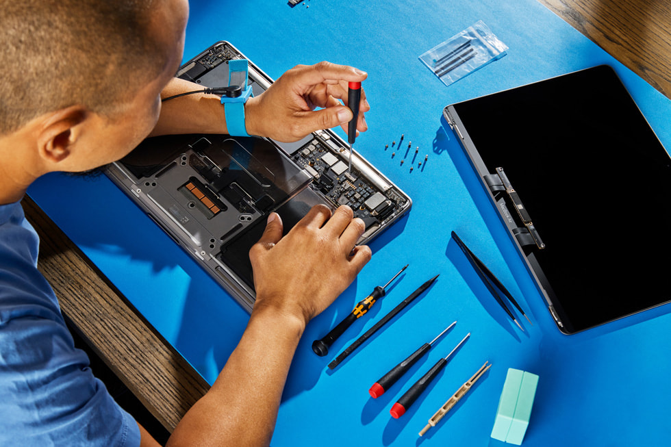 Apple estende il servizio Self Service Repair ai notebook Mac