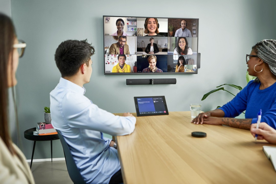 Jabra e Lenovo collaborano per fornire il primo sistema completo di Microsoft Teams Rooms