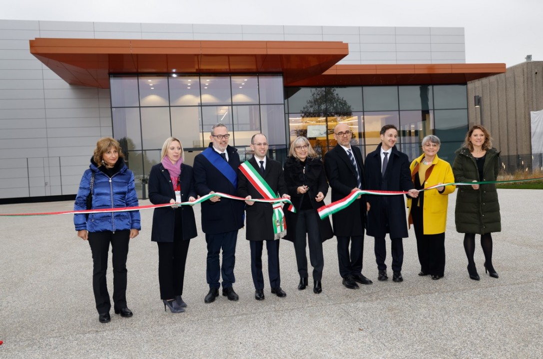 Taglio del nastro per i nuovi data center Aruba a Ponte San Pietro (BG)