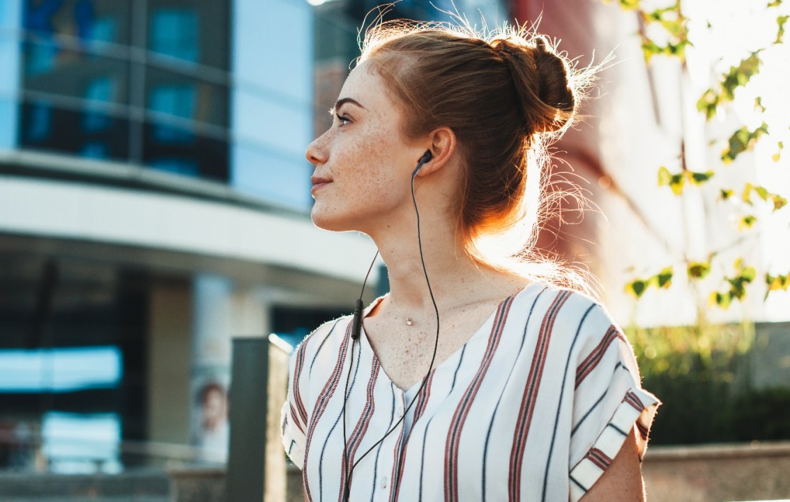 Nuovi auricolari JVC USB-C per film e videogiochi