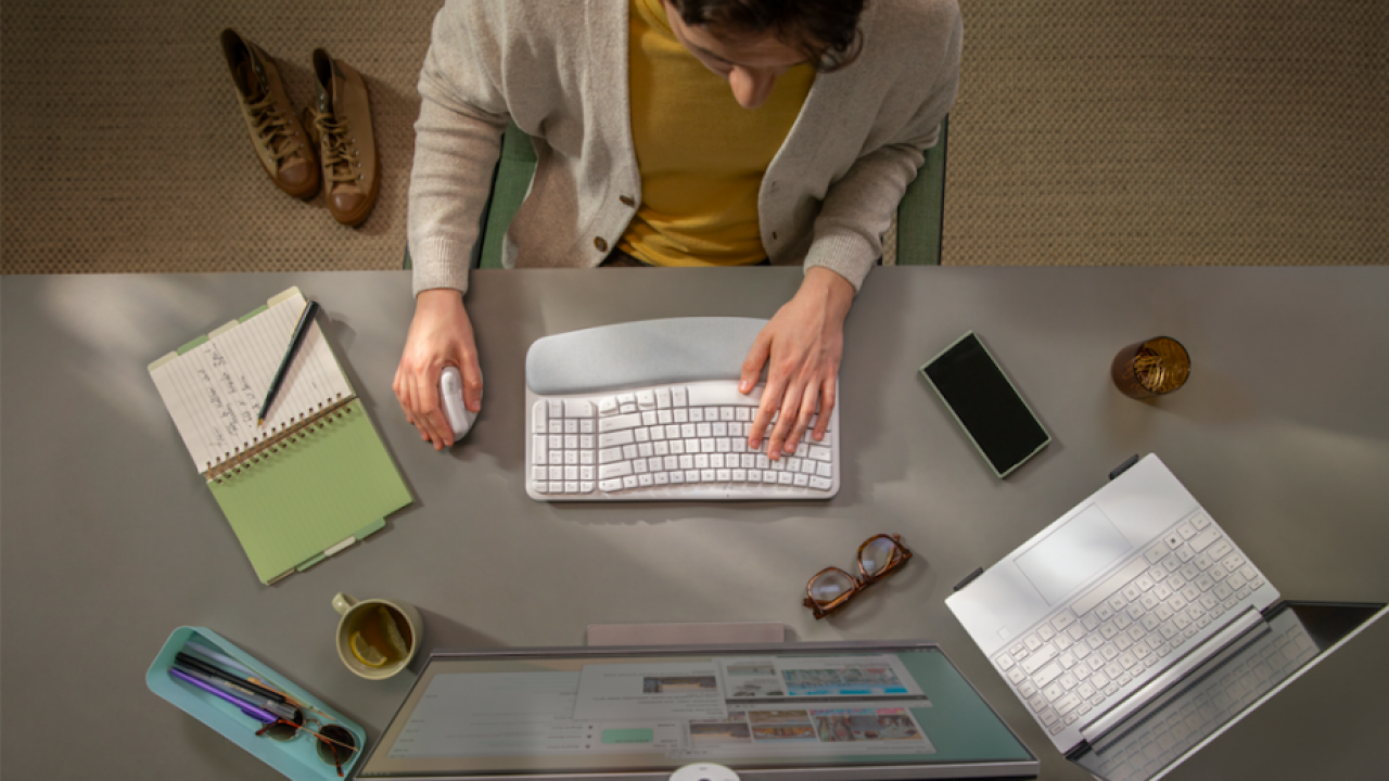 Logitech presenta la tastiera ergonomica Wake Keys