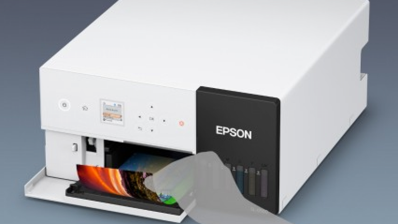 Con Epson SureLab D500, le foto ricordo si stampano direttamente agli eventi