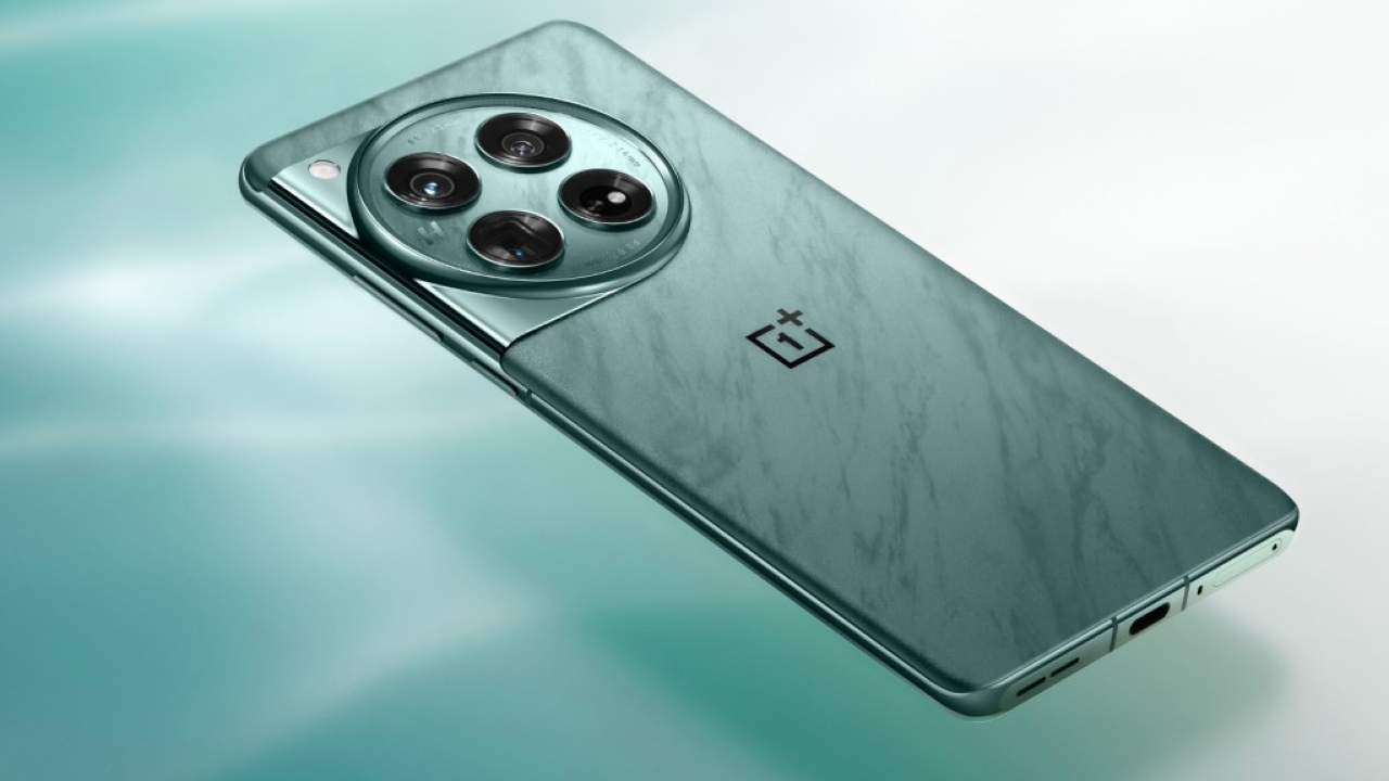 OnePlus ha annunciato l'apertura delle vendite del suo ultimo smartphone, il OnePlus 12