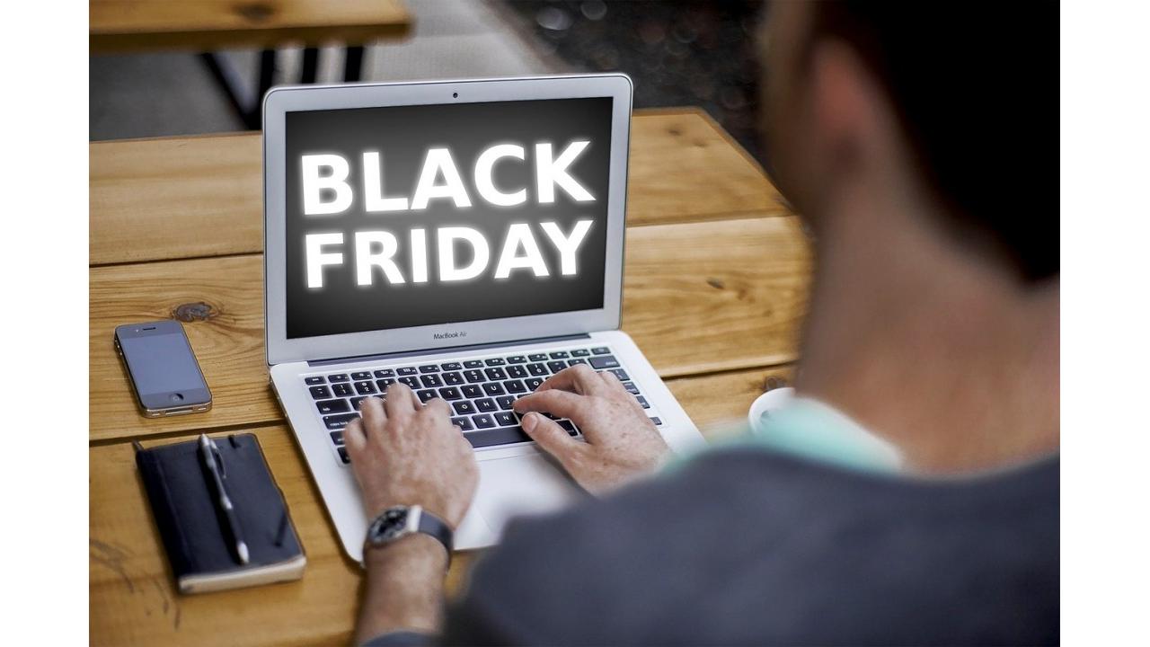 Black Friday: Tecnologia di consumo di nuovo positiva dopo due anni
