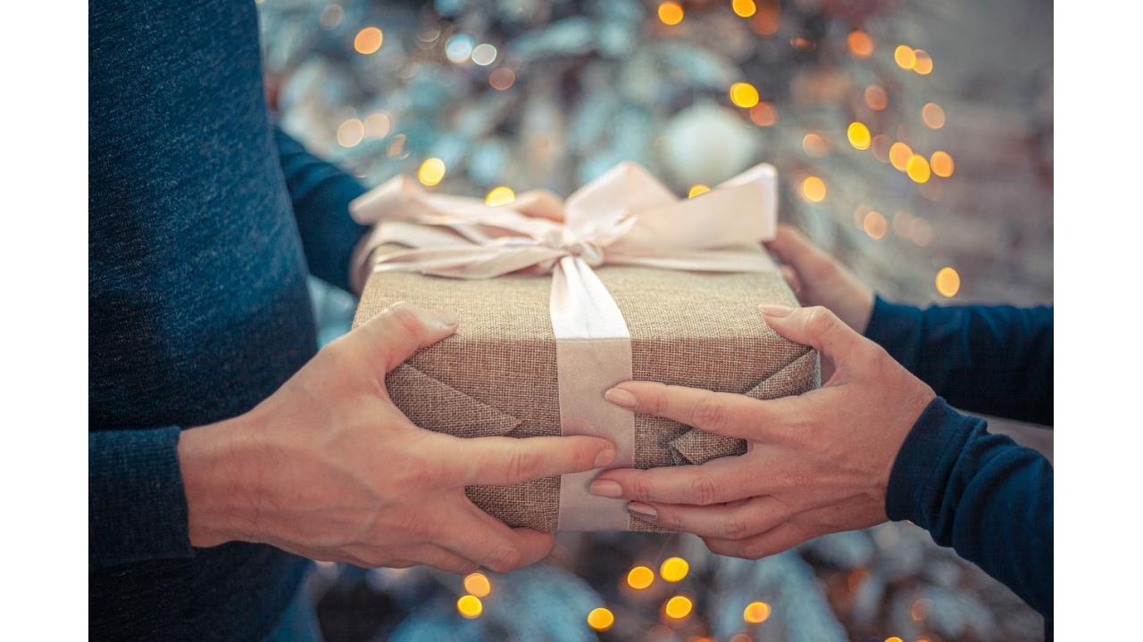 eBay: 1 italiano su 3 ha rivenduto almeno una volta un regalo non gradito