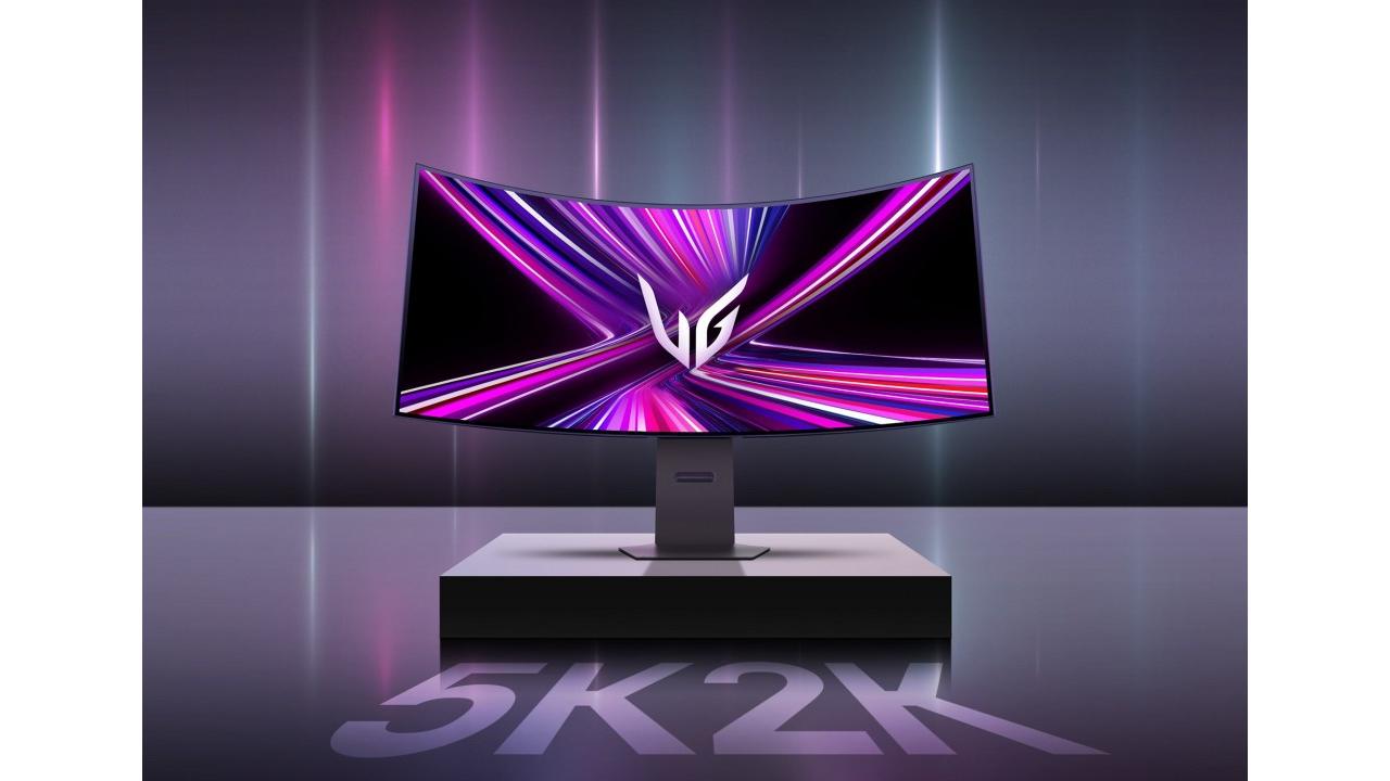 CES 2025: LG presenta il primo monitor gaming 5K pieghevole