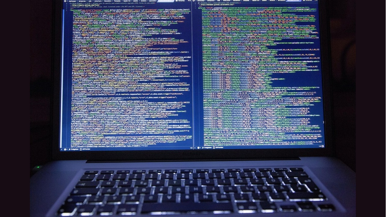 Kaspersky: attenzione a “Maverick”, il trojan bancario con codice generato dall'AI