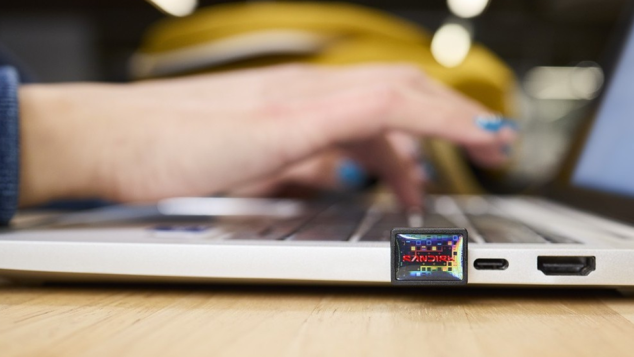 Sandisk lancia la chiavetta USB-C da 1 TB più piccola al mondo
