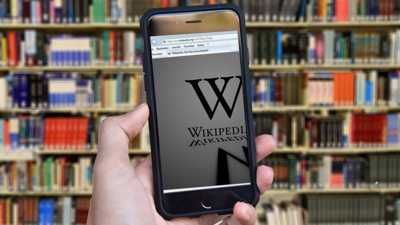 Wikipedia compie 25 anni!