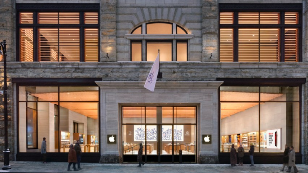 ll nuovo Apple Sainte-Catherine apre a Montréal