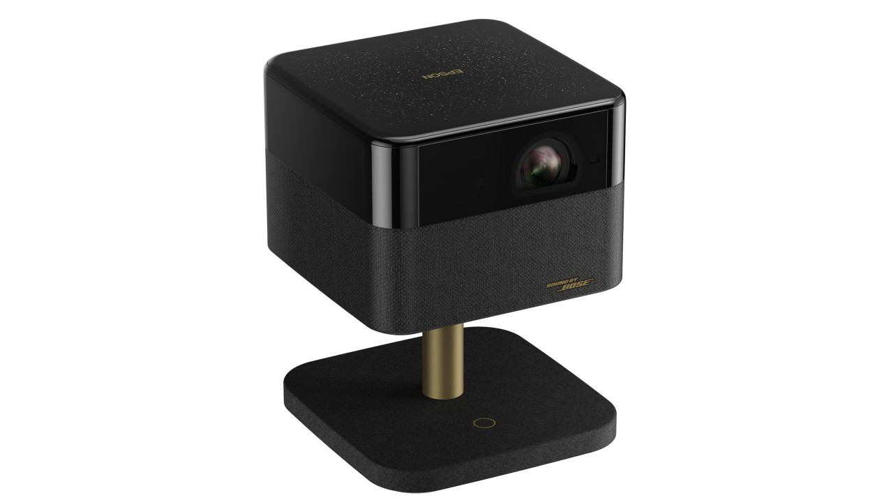Videoproiettore Epson EF-73: ingegneria di lusso per uno stile di vita moderno
