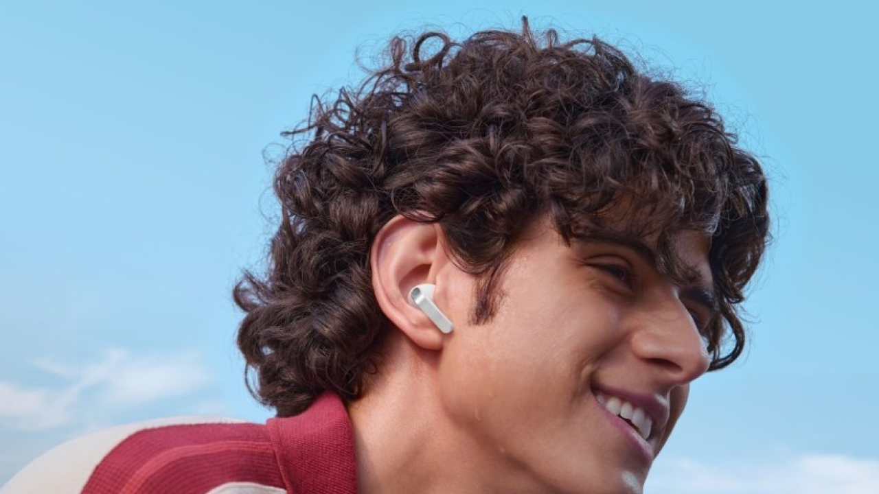 Galaxy Buds4: HD Voice riduce il rumore di fondo e cattura ogni parola