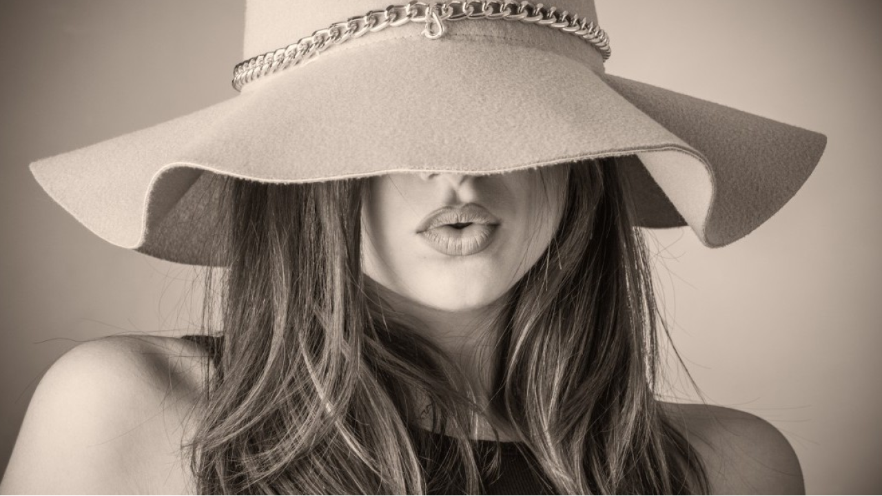 Lo stile londinese di AllSaints sbarca su Amazon: il fashion premium a portata di click