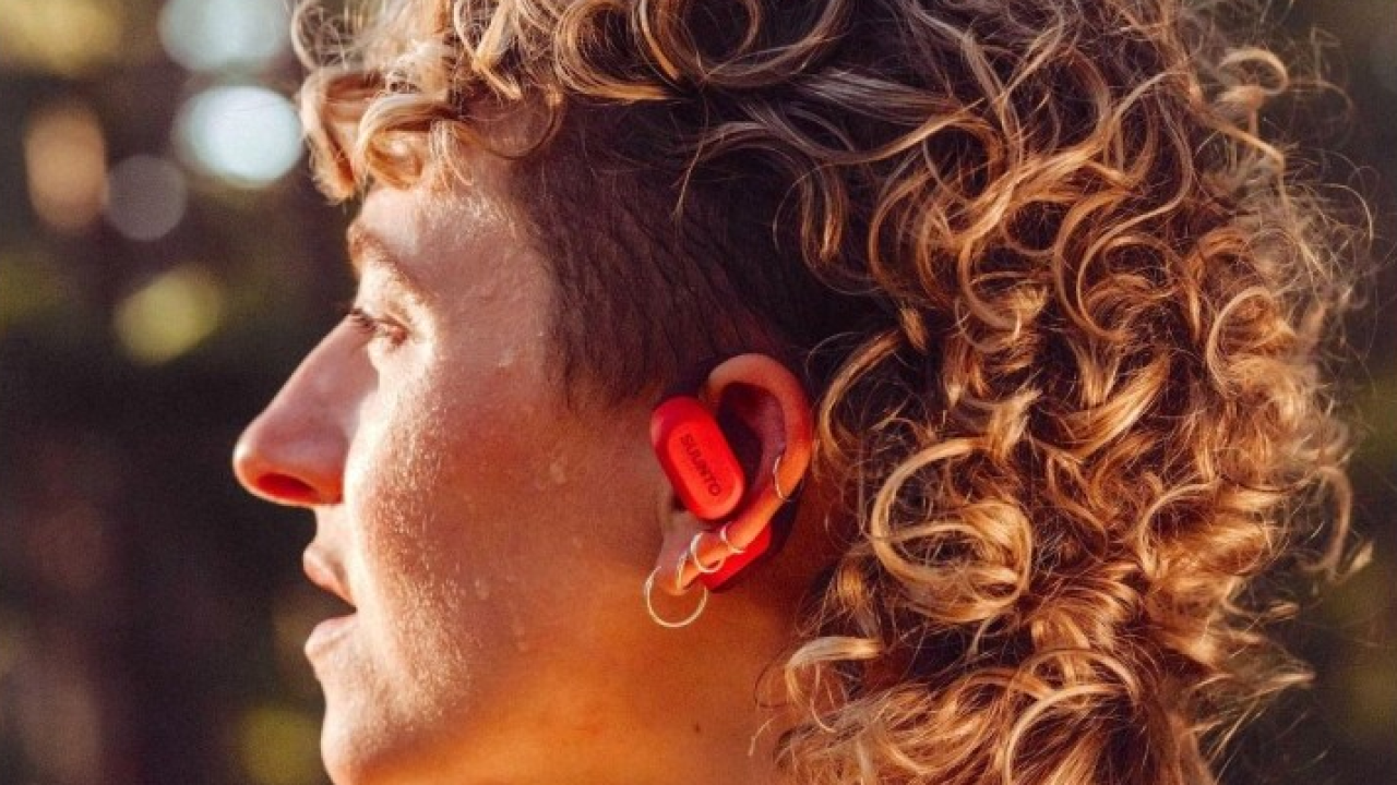 Suunto Spark: la nuova frontiera dell'audio open-ear per gli atleti
